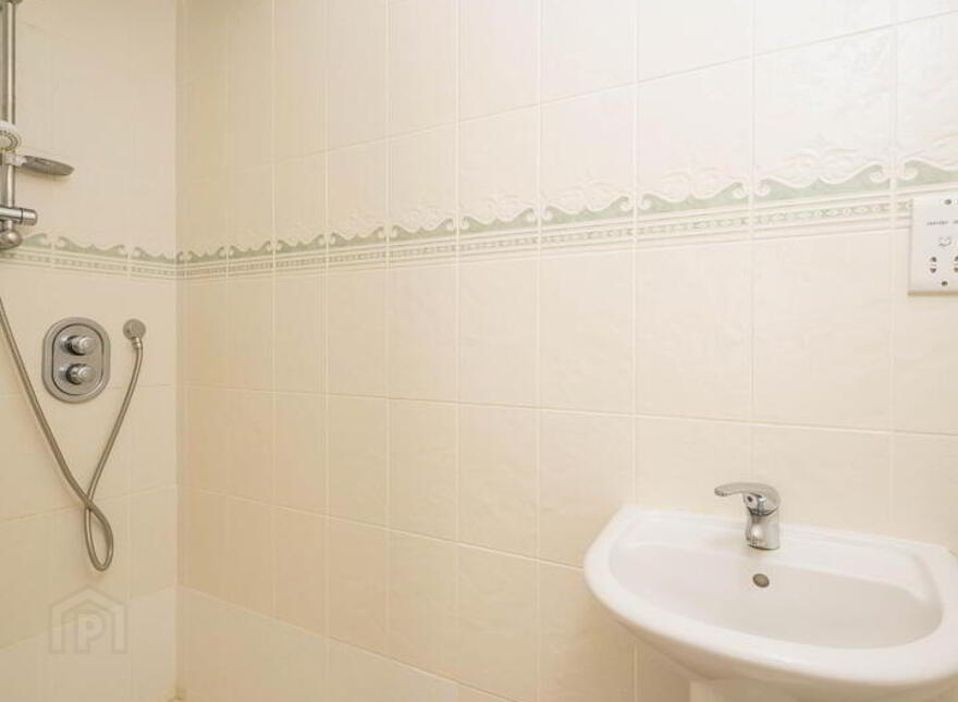 Apartment 2 The Courtyard 222 Castlereagh Road, Belfast, BT5 5FZ