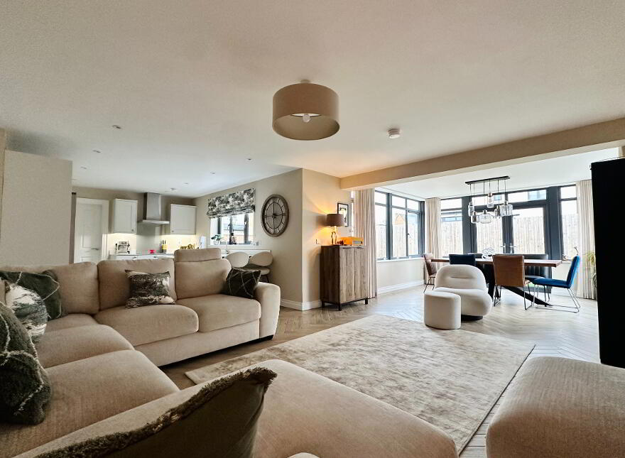 1 Ashgrove Green, Comber Newtownards, BT23 5ZX