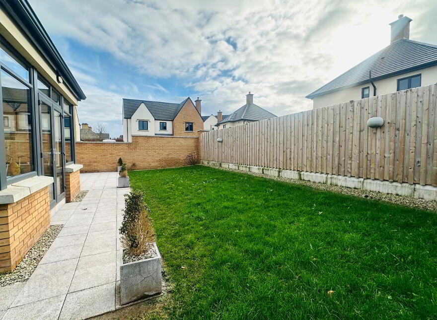 1 Ashgrove Green, Comber Newtownards, BT23 5ZX