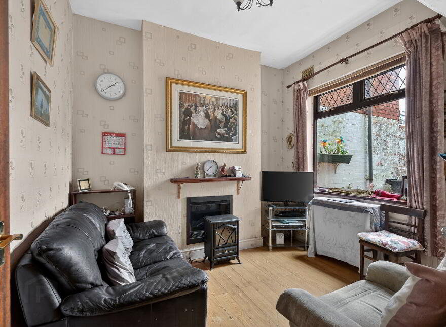 92 Dunraven Avenue, Belfast, BT5 5JS