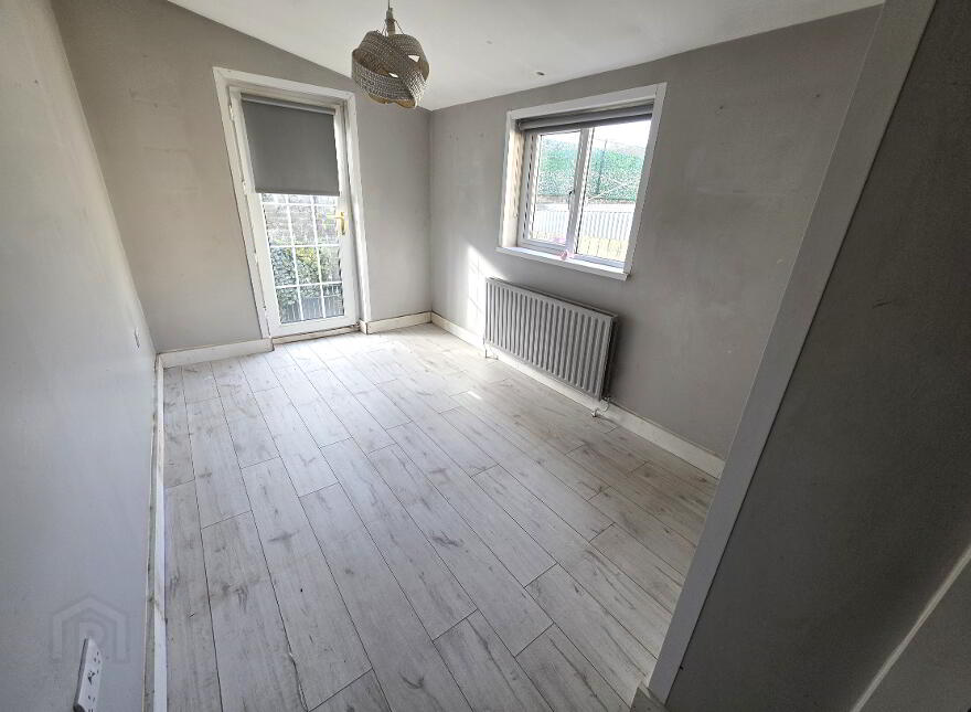 9 Newtownkennedy Street, Strabane, BT82 8HT