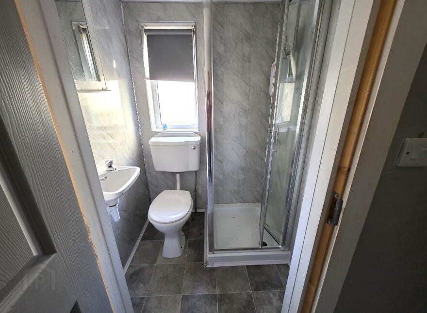 9 Newtownkennedy Street, Strabane, BT82 8HT