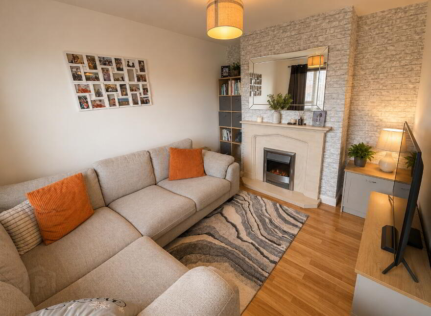 12 Esker Gardens, Waterside, L'Derry, BT47 6TN