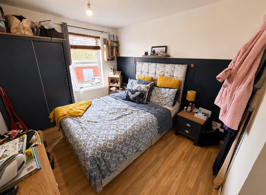 12 Esker Gardens, Waterside, L'Derry, BT47 6TN