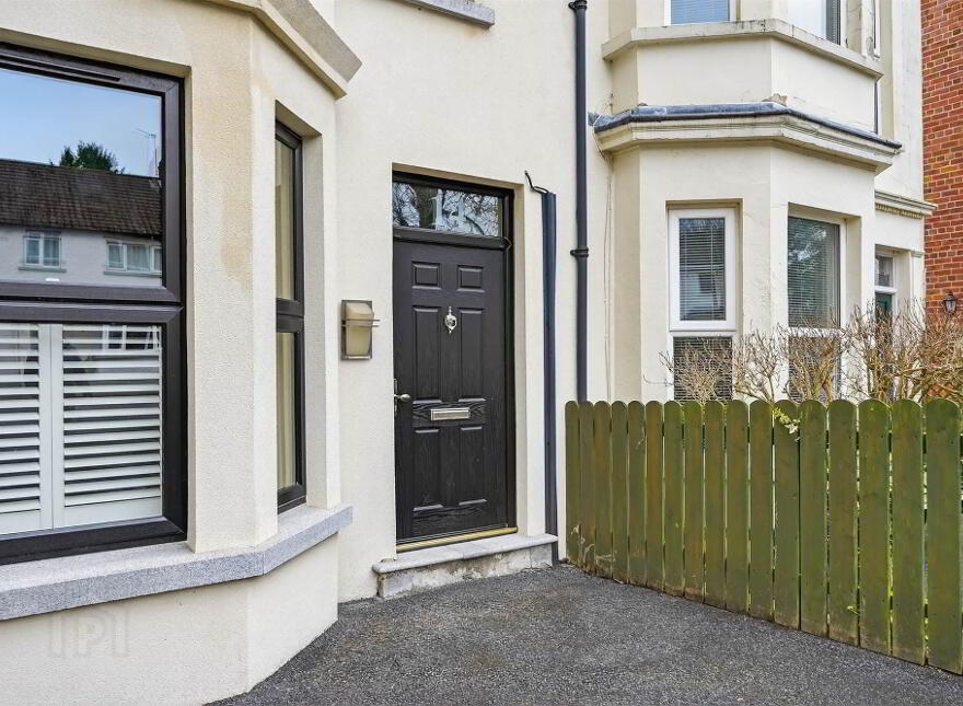 14 Church Avenue, Holywood, BT18 9BJ
