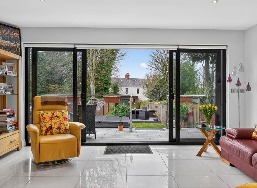 14 Church Avenue, Holywood, BT18 9BJ