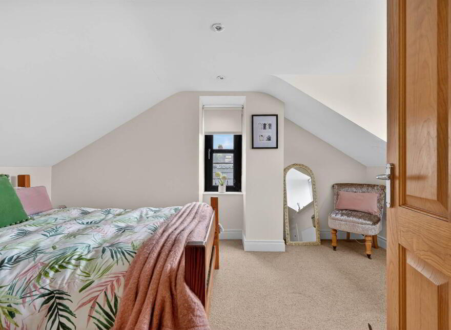 14 Church Avenue, Holywood, BT18 9BJ