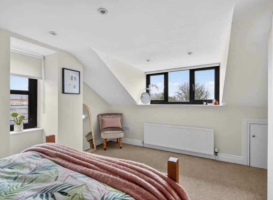 14 Church Avenue, Holywood, BT18 9BJ