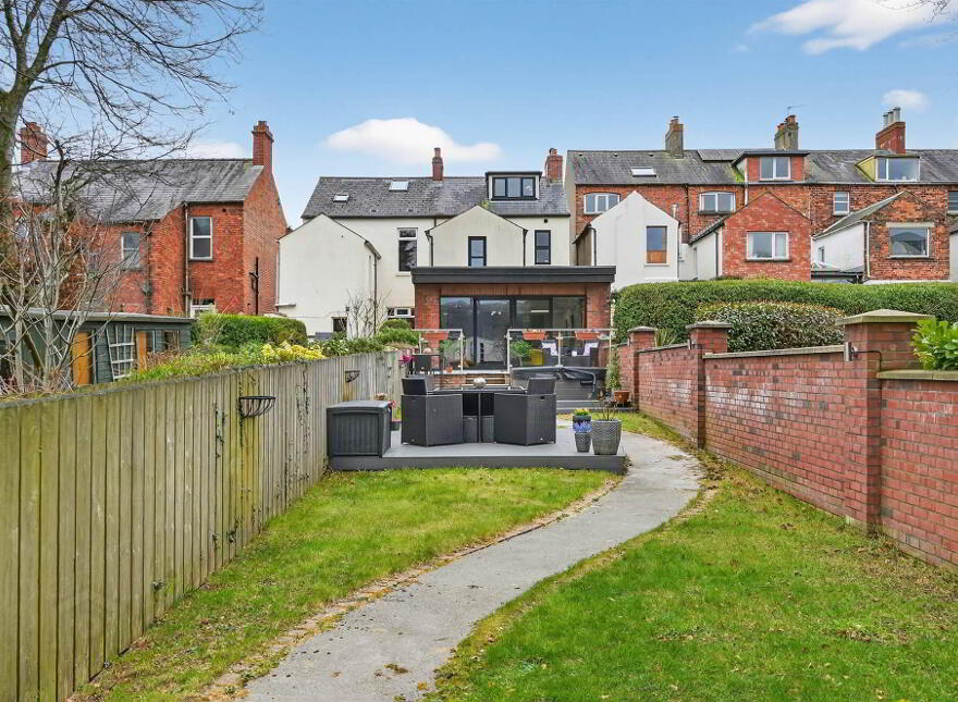 14 Church Avenue, Holywood, BT18 9BJ