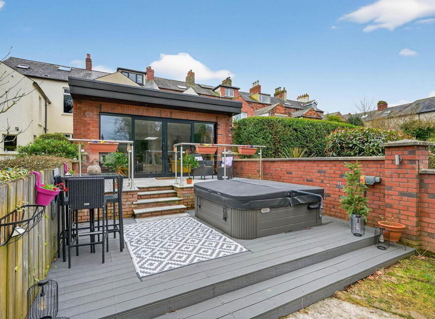 14 Church Avenue, Holywood, BT18 9BJ