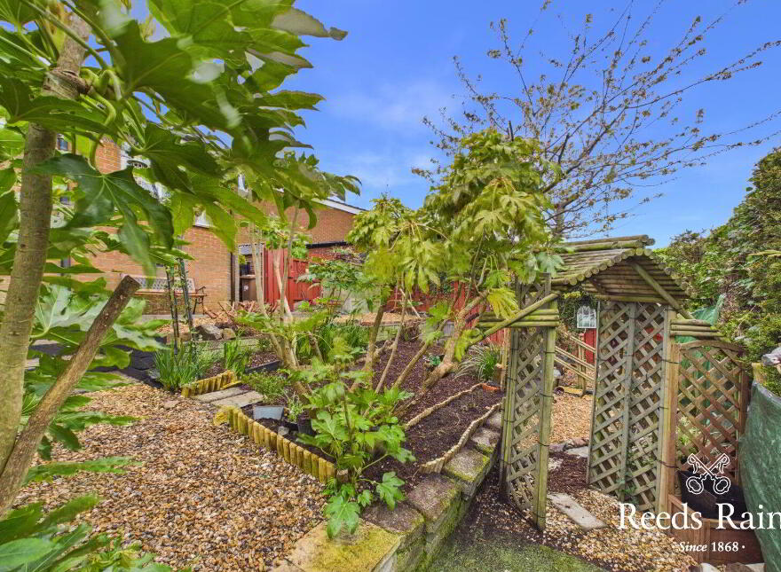 10 Abbeydale Gardens, Newtownards, BT23 8RX