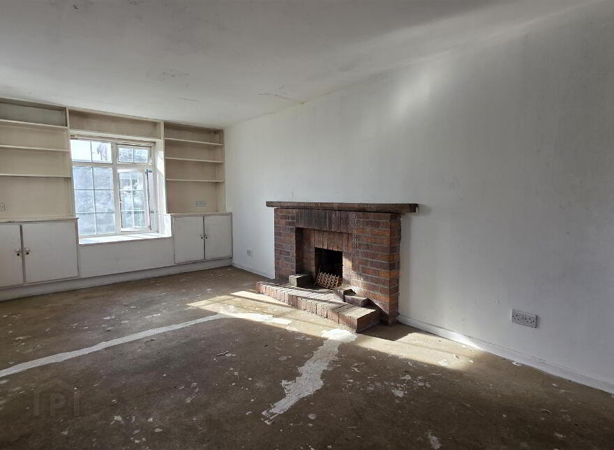 19 Milltown Road, Antrim, BT41 4NW