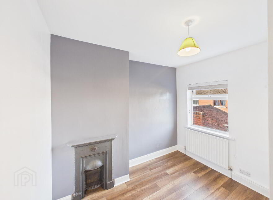 7 Ava Crescent, Belfast, BT7 3DU