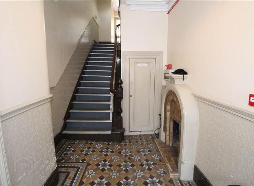 Flat C, 3 The Mount, Belfast, BT5 4NA