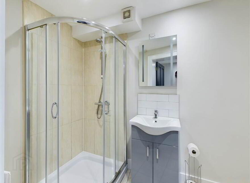 16 Edinburgh Street, Off Lisburn Road, Belfast, BT9 7DS