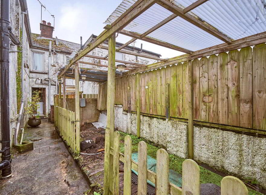 2 Jubilee Terrace, Holywood, Bangor, BT19 1UG