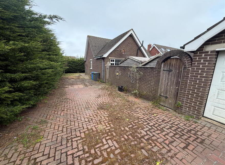 6 Millicent Park, Bangor, BT19 6BU