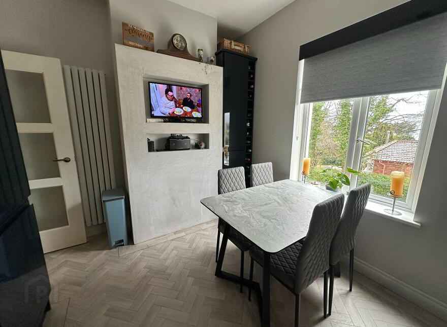 Apt 1 'Rosemount', 8 Well Road, Warrenpoint, BT34 3RS