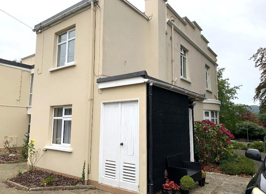 Apt 1 'Rosemount', 8 Well Road, Warrenpoint, BT34 3RS