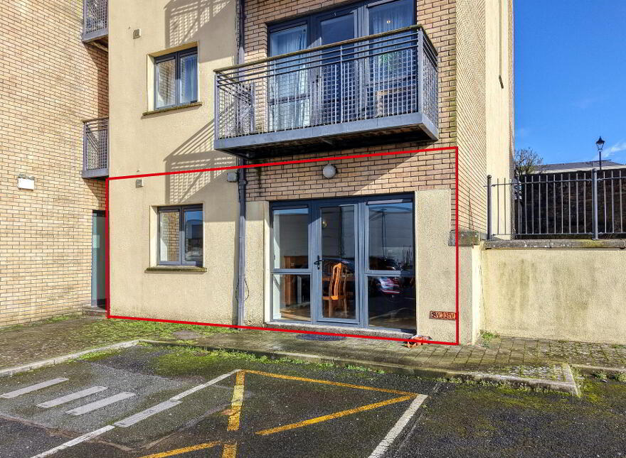 1 The Quays, Market Square, N39E797