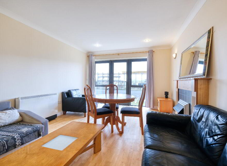 1 The Quays, Market Square, N39E797