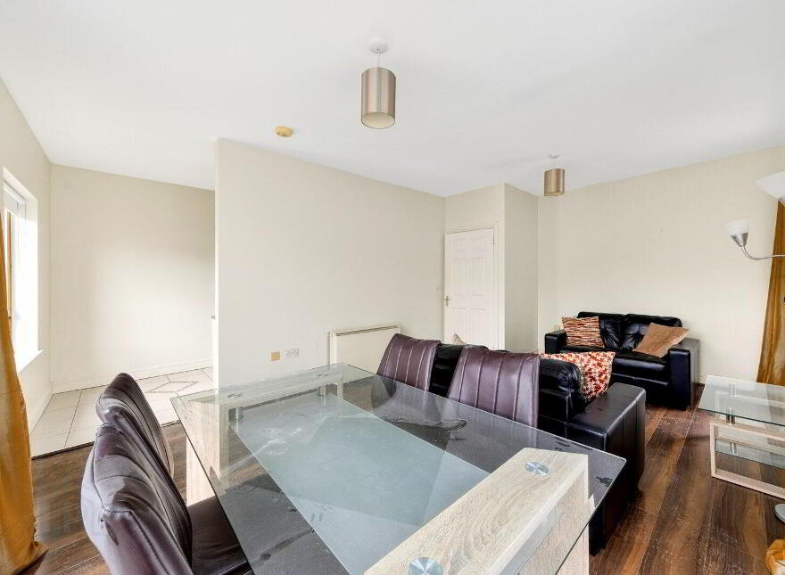 Cartrun Breac Apts, Lisbrack, Longford Town, N39KP23