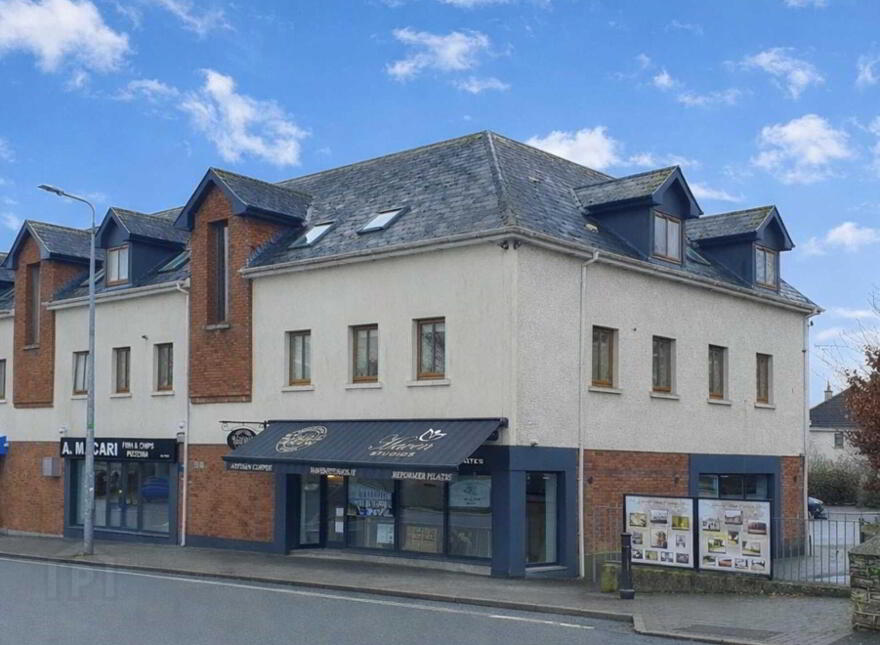 Apt 10, Chestnut Square, Johnstown Village, Navan, C15P623