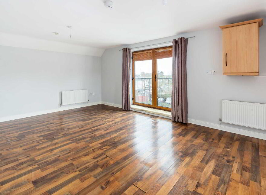 Apt 10, Chestnut Square, Johnstown Village, Navan, C15P623