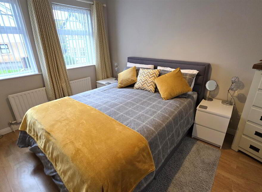 19 Edgewood Court, Antrim, BT41 4PG
