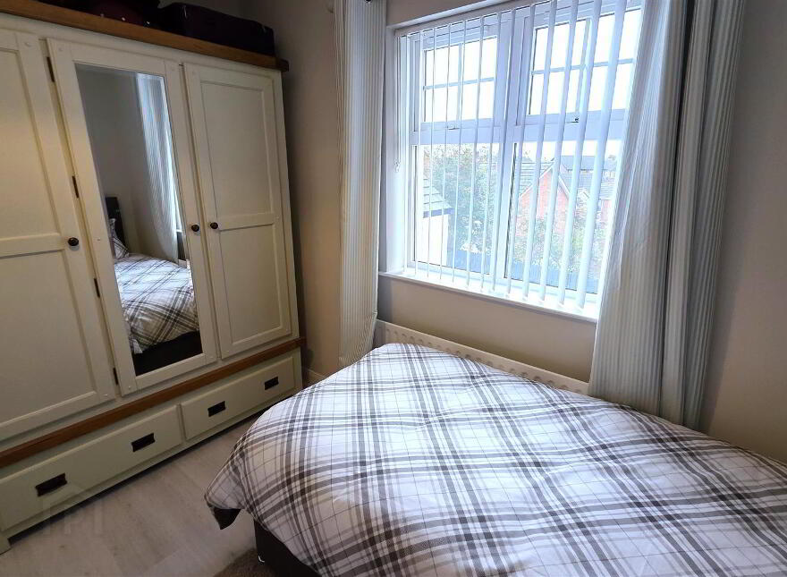 19 Edgewood Court, Antrim, BT41 4PG