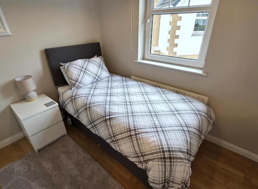 19 Edgewood Court, Antrim, BT41 4PG