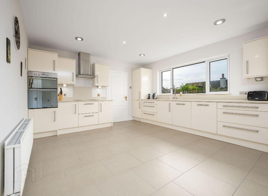 98 Mill Road, Portstewart, BT55 7SW