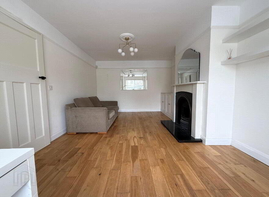 51 Carnbeg Dale, Antrim, BT41 4RE