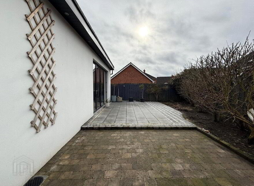 51 Carnbeg Dale, Antrim, BT41 4RE