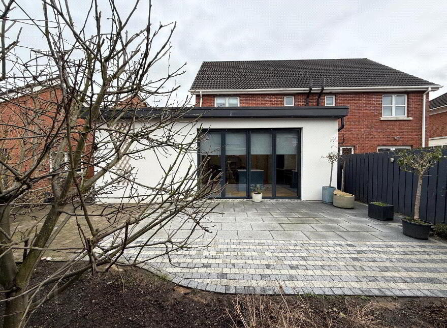 51 Carnbeg Dale, Antrim, BT41 4RE
