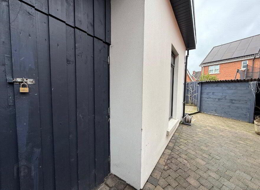 51 Carnbeg Dale, Antrim, BT41 4RE