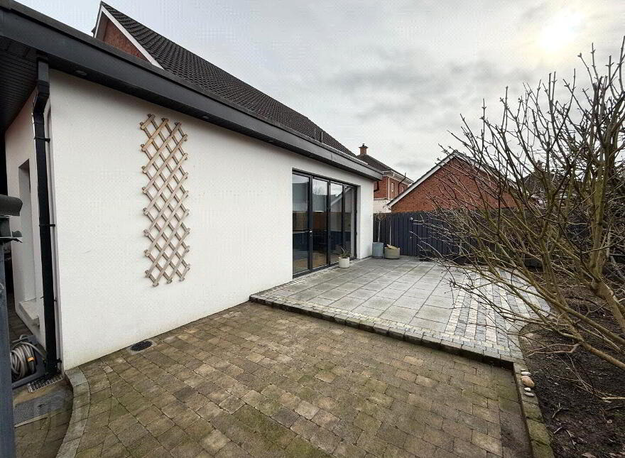 51 Carnbeg Dale, Antrim, BT41 4RE