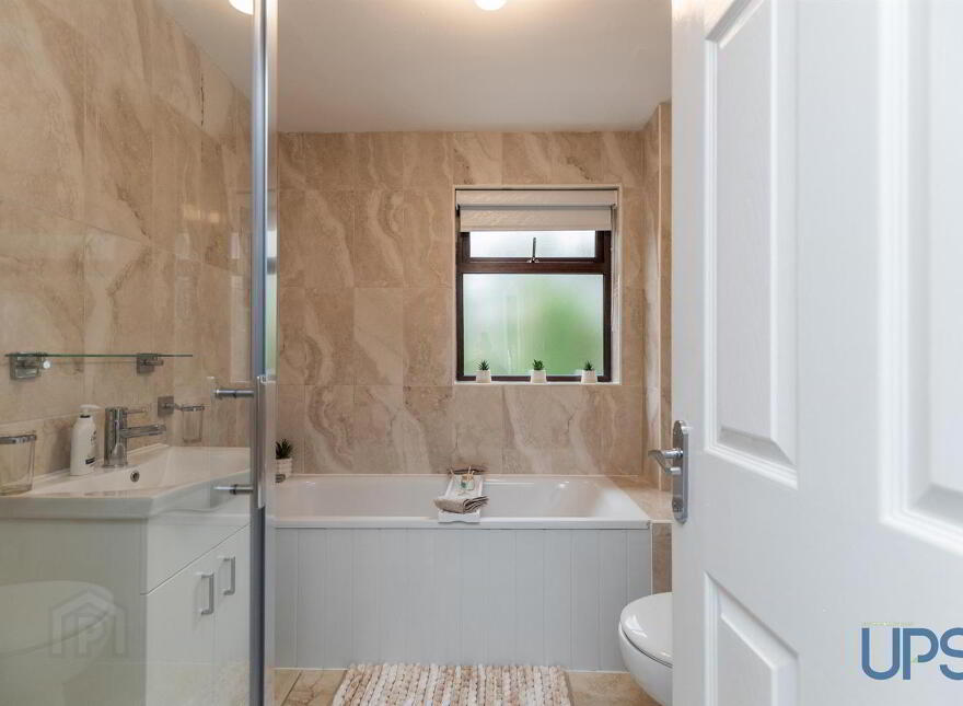 116 Colinvale, Poleglass, Belfast, BT17 0JW