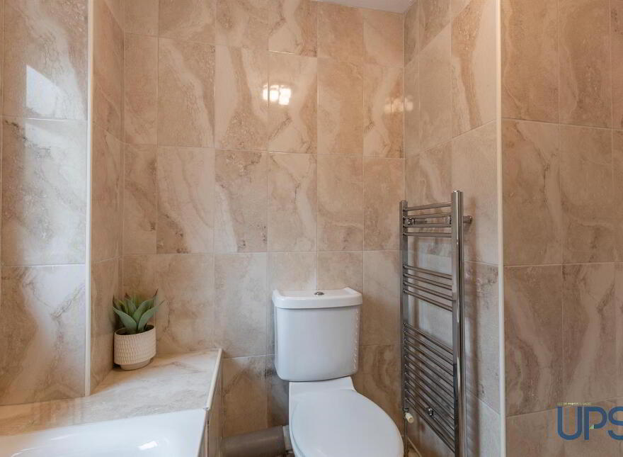 116 Colinvale, Poleglass, Belfast, BT17 0JW