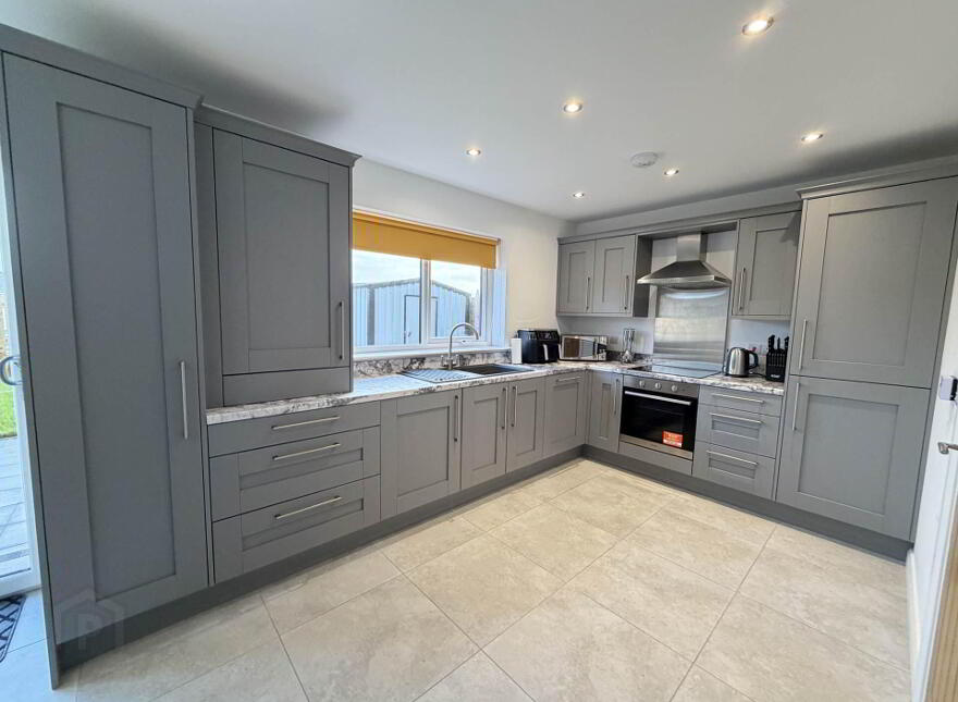 121 Blackthorn Rise, Larne, BT40 2HL