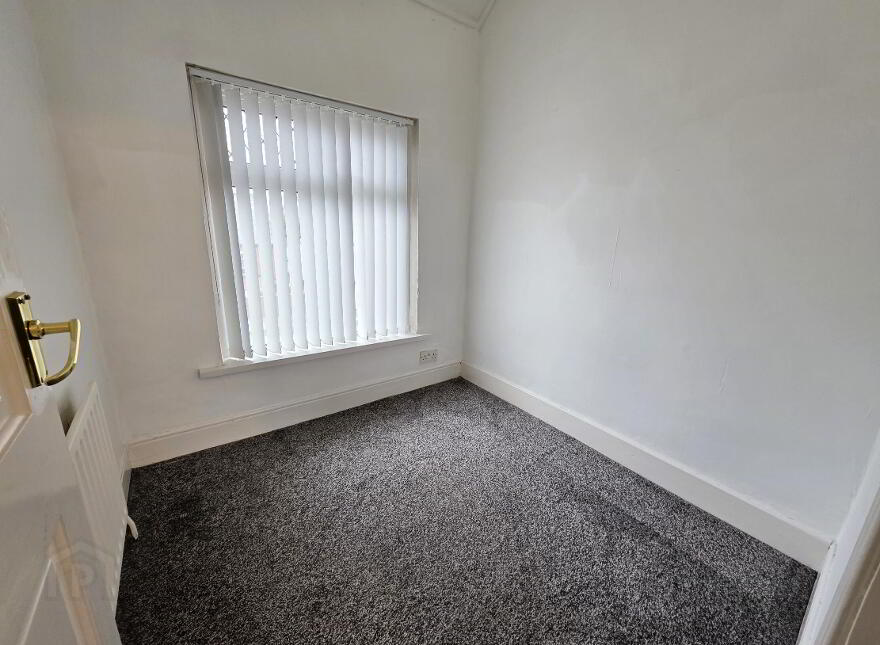 47 Warren Park Drive, Lisburn, BT28 1HF