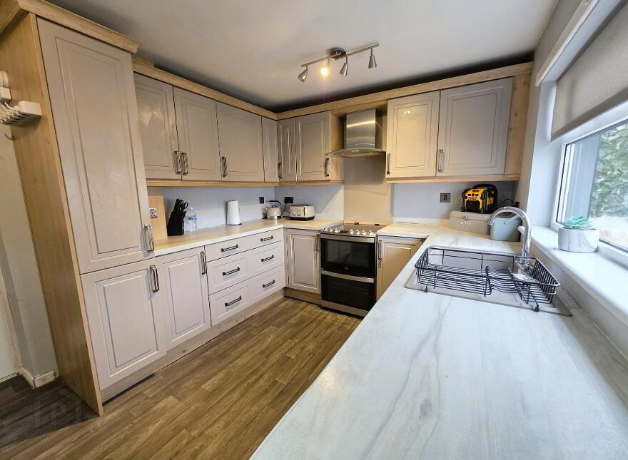 47 Warren Park Drive, Lisburn, BT28 1HF