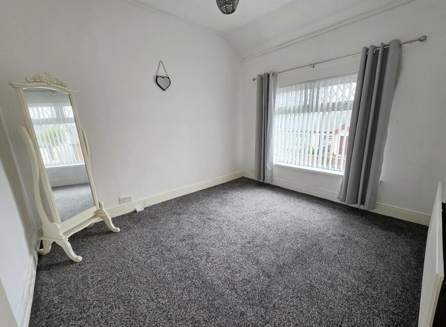 47 Warren Park Drive, Lisburn, BT28 1HF