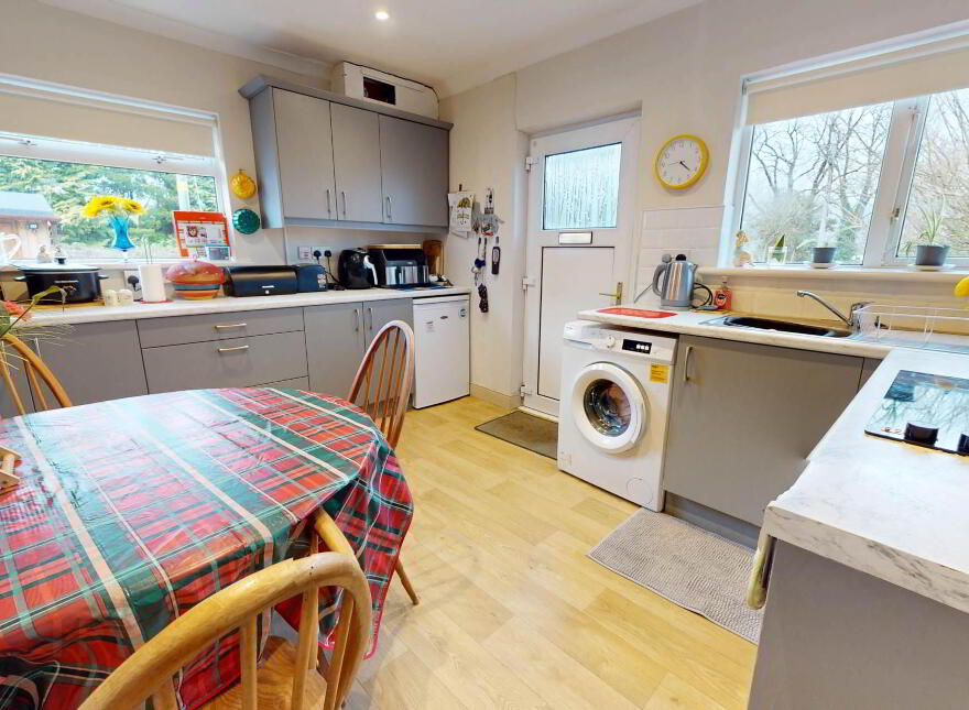 51 Loughshore Road, Enniskillen, BT74 5NH