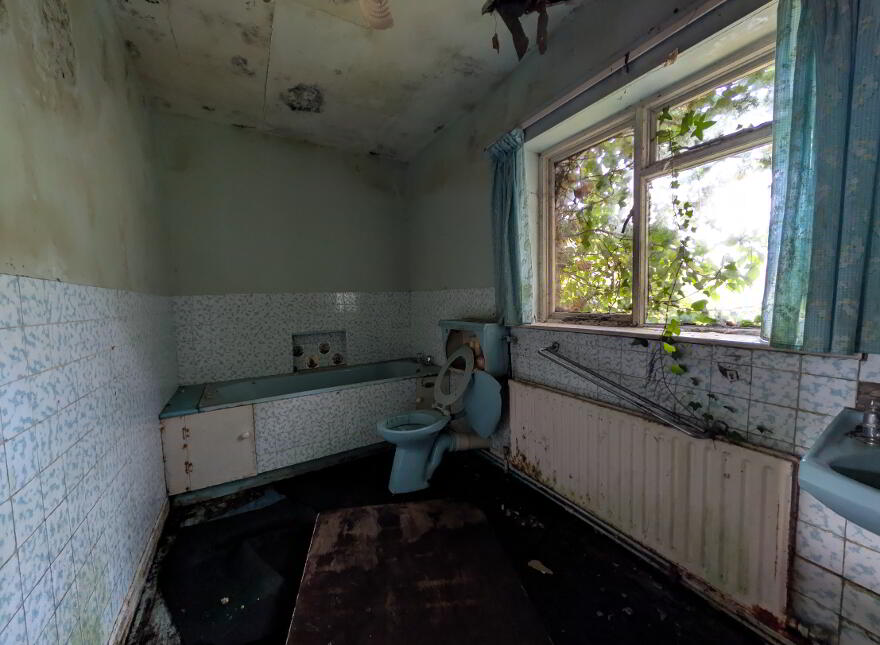 Bridge House, The High Road, Aclare, F91T3K8