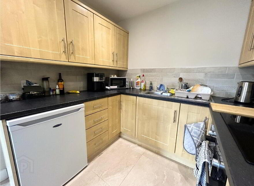402 College Court Central, Belfast, BT1 6BF