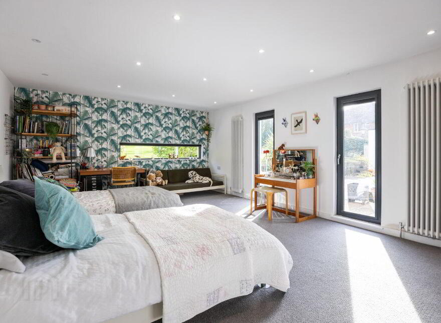 43 Old Quay Road, Cultra, Holywood, BT18 0AL