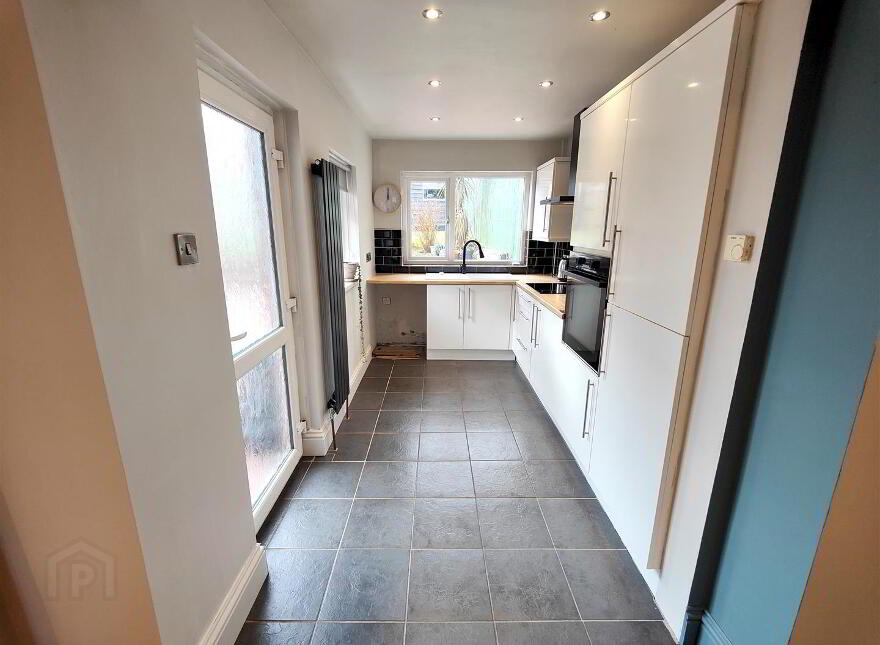11 Jellicoe Avenue, Belfast, BT15 3FZ