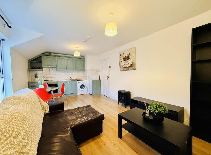 10 Chapel Place, Chapel Lane, Killarney, V93DW61