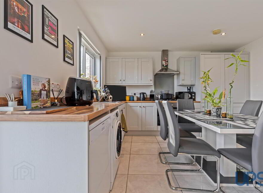 85 Buttermilk Loney, Belfast, BT14 8LP